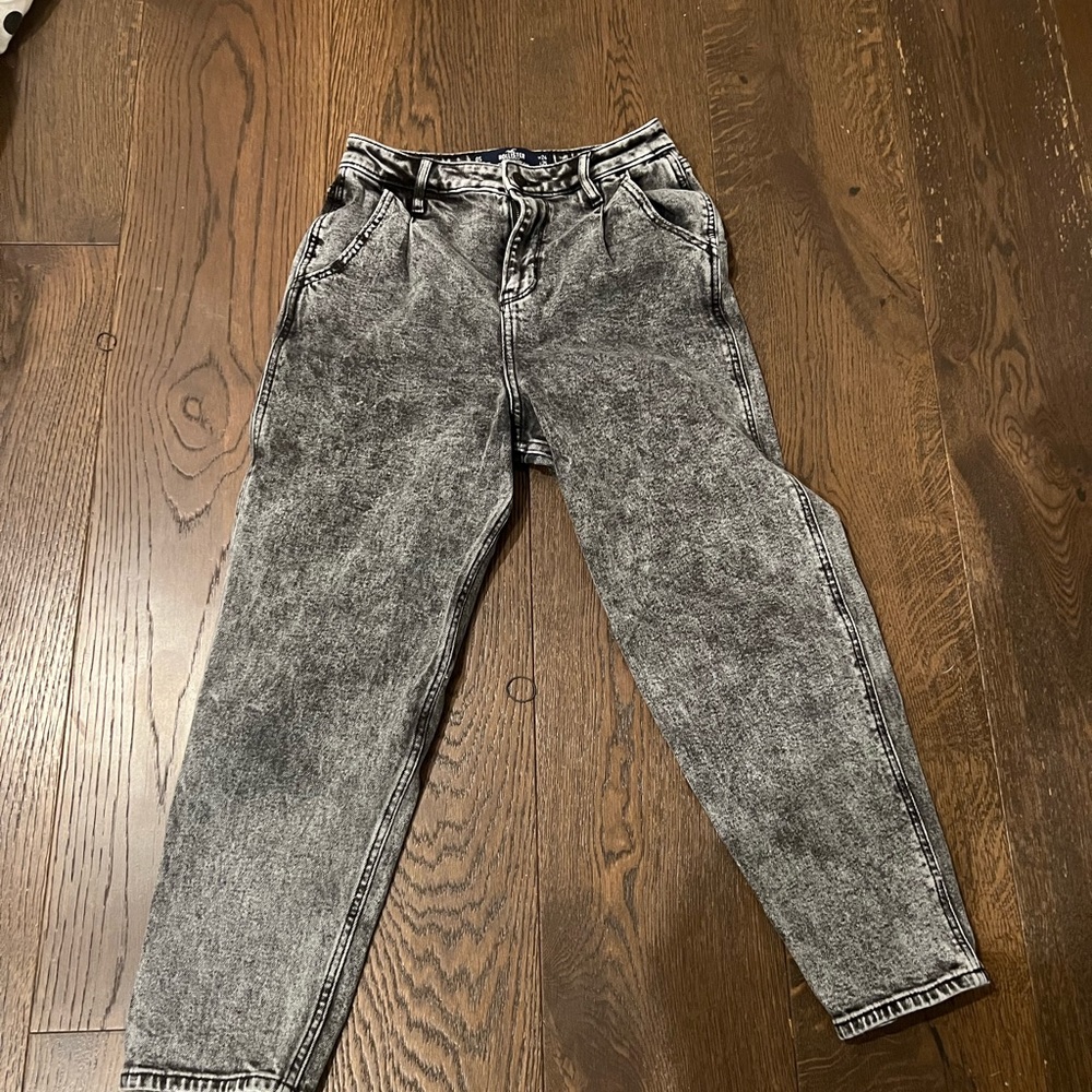 Hollister grey wash jeans mid waist length